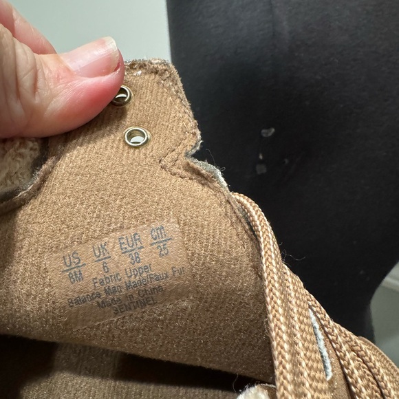 Dr. Scholl's Tan ankle boots with Be Energized Technology - Picture 10 of 10